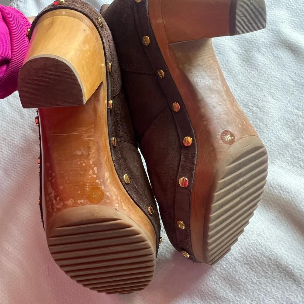 Tory Burch Brown Heeled Boots with Gold Accents‎